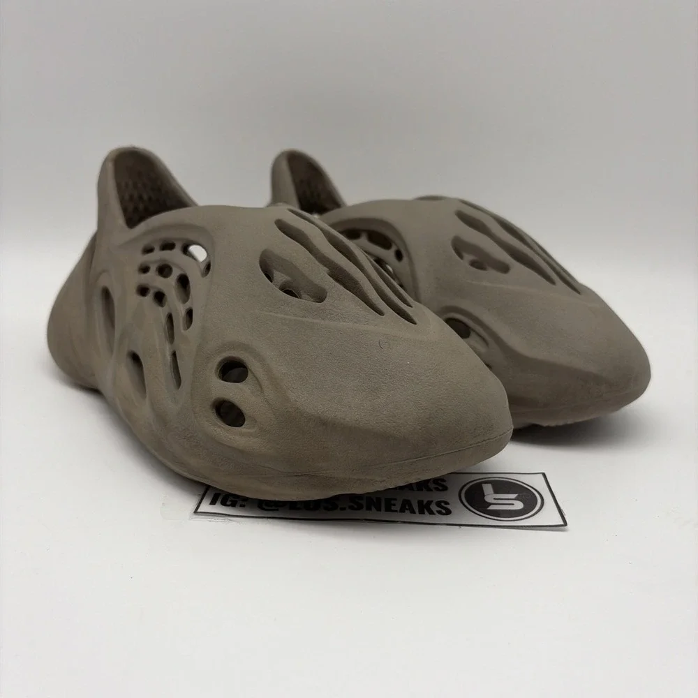 Size‎ 7 - adidas Yeezy Foam Runner Stone Sage (GX4472)